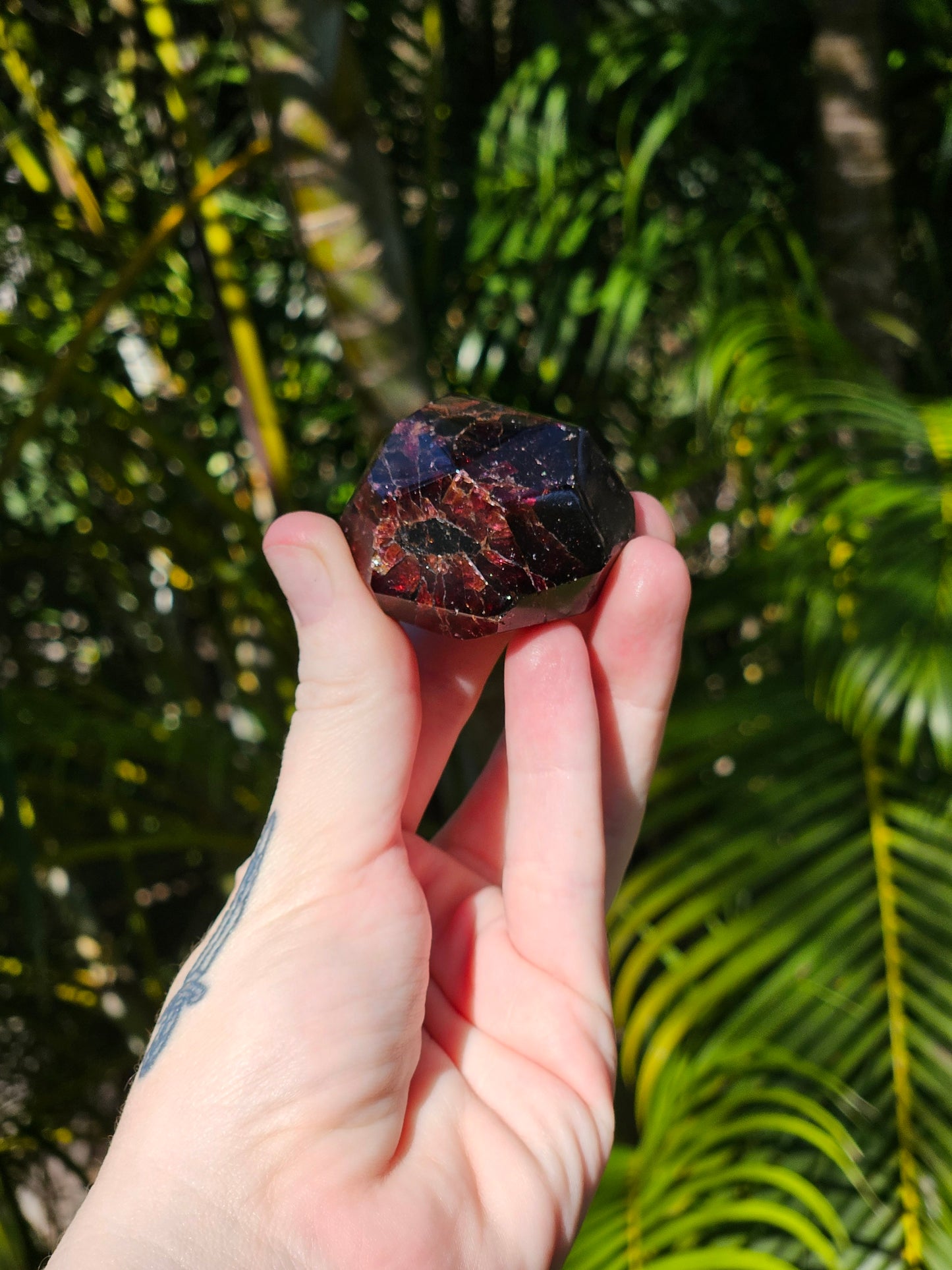 Garnet Polished Chunks