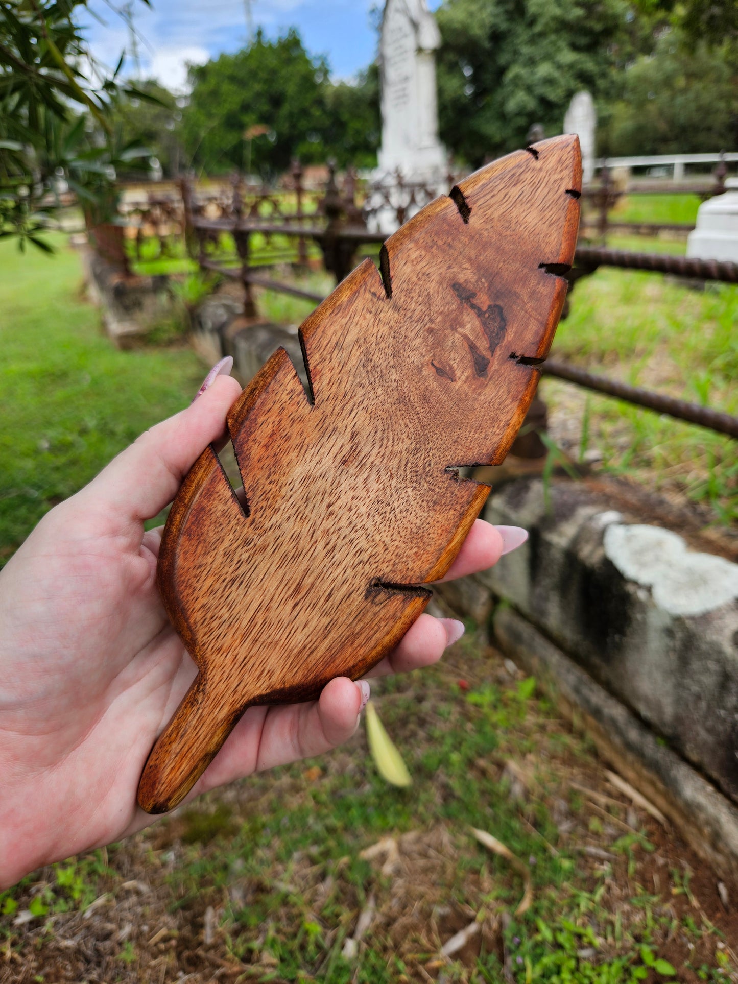 Wooden Leaf-Shaped Trinket Tray