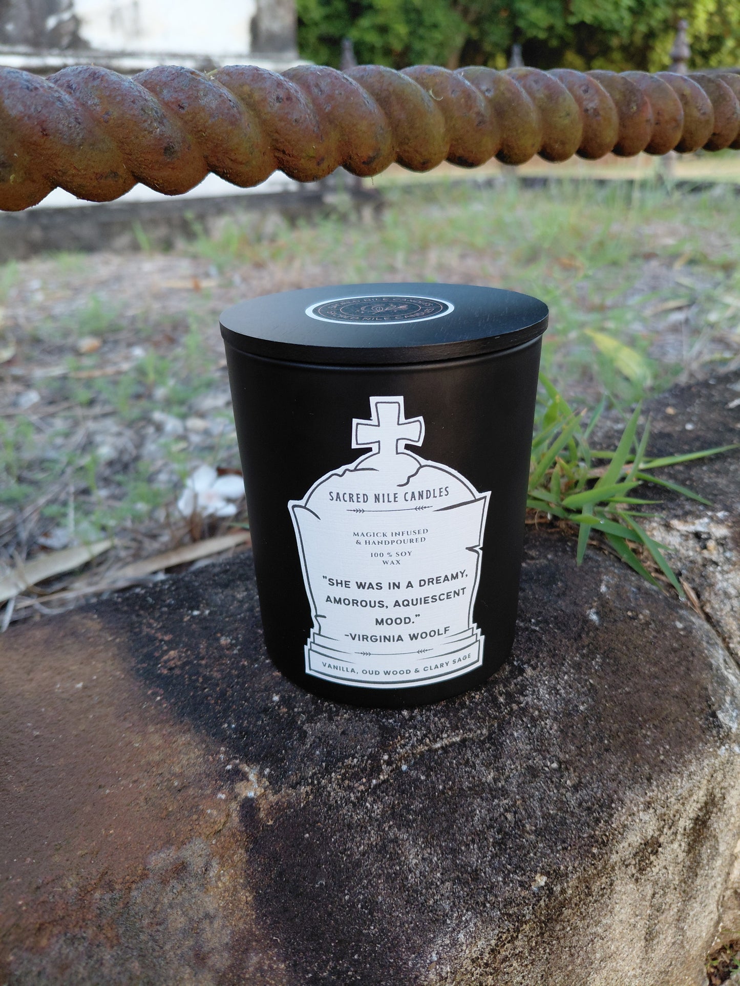The Momento Mori Collection: Virginia Woolf - Clary Sage, Oud Wood & Vanilla